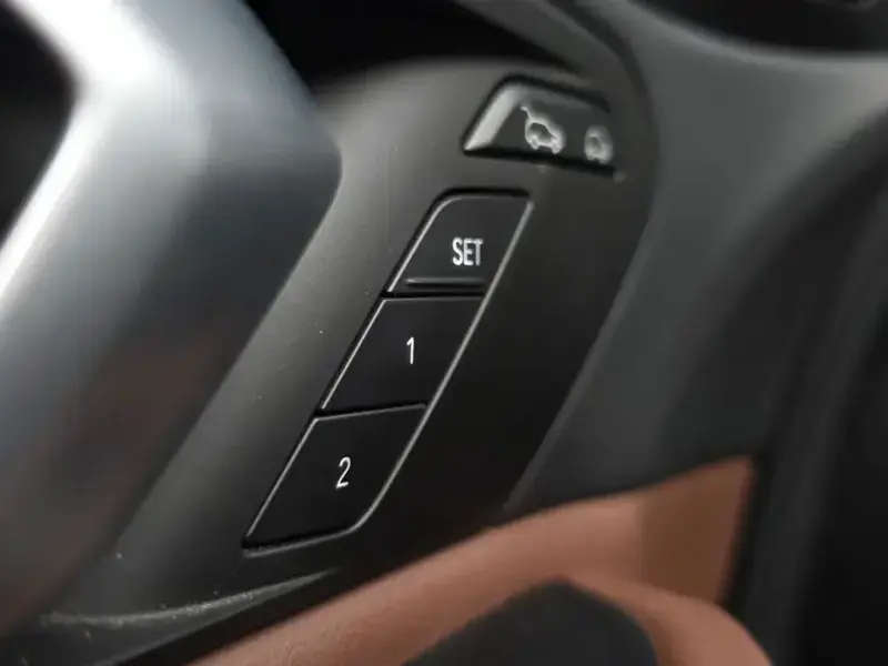 2022 BMW X6 с пробегом 44 118 км