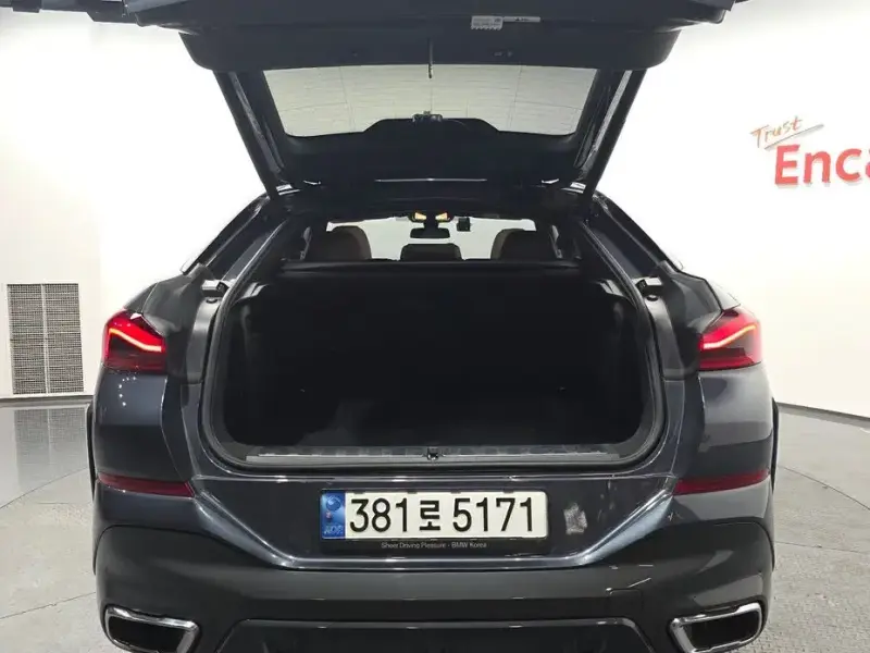 2022 BMW X6 с пробегом 44 118 км