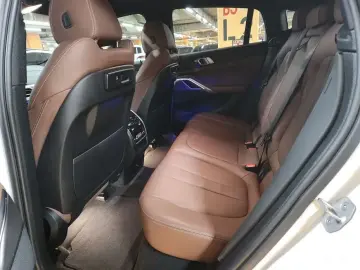 2022 BMW X6 с пробегом 54 000 км