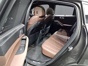 2022 BMW X6 с пробегом 73 251 км