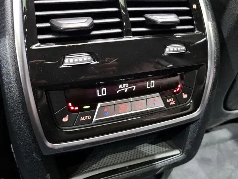 2022 BMW X6 с пробегом 73 251 км