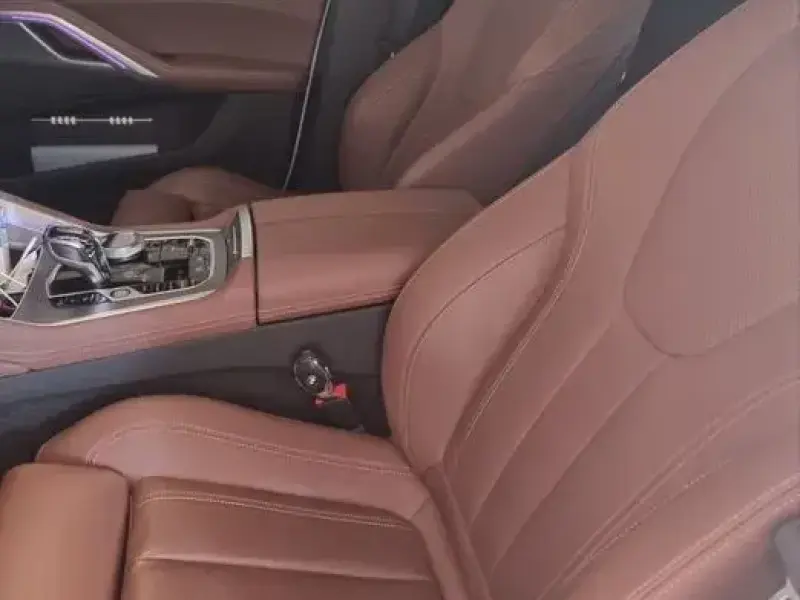 2022 BMW X6 с пробегом 56 000 км