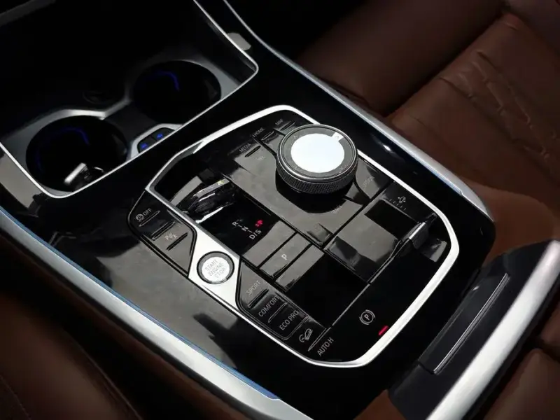 2024 BMW X7 с пробегом 38 708 км