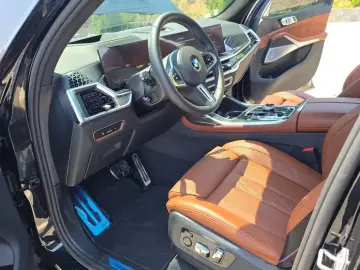 2025 BMW X7 с пробегом 27 665 км