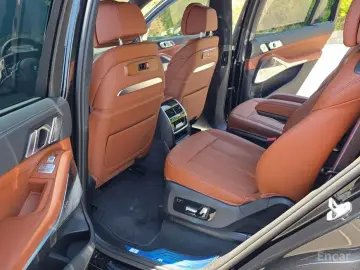 2025 BMW X7 с пробегом 27 665 км