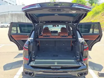 2025 BMW X7 с пробегом 27 665 км