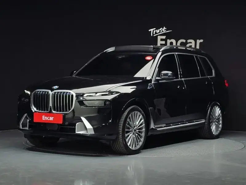 2025 BMW X7 с пробегом 52 382 км