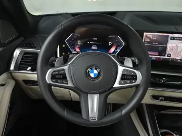 2025 BMW X7 с пробегом 15 350 км