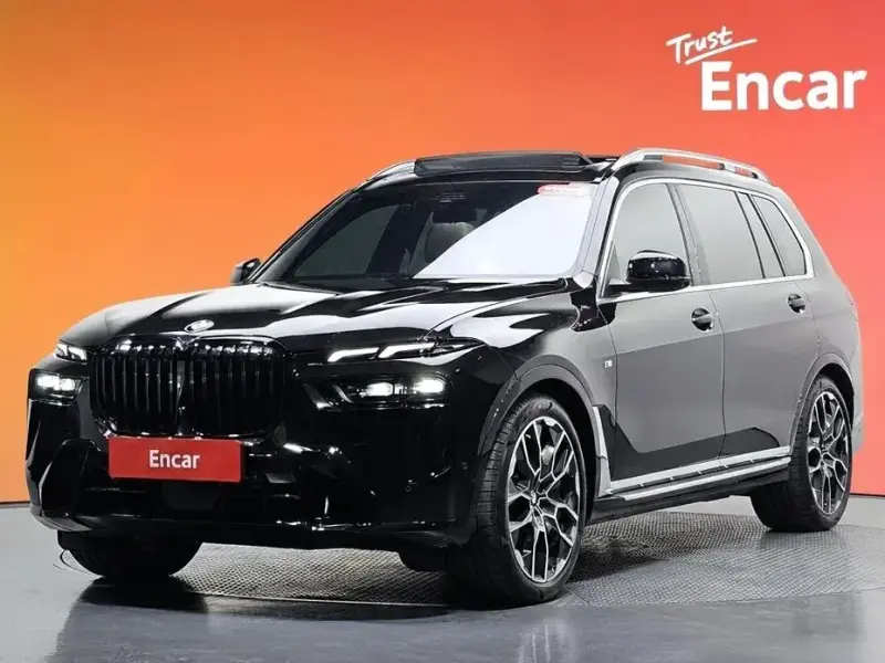 2025 BMW X7 с пробегом 11 573 км
