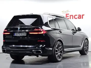 2025 BMW X7 с пробегом 11 573 км