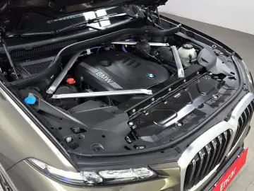 2025 BMW X7 с пробегом 11 160 км