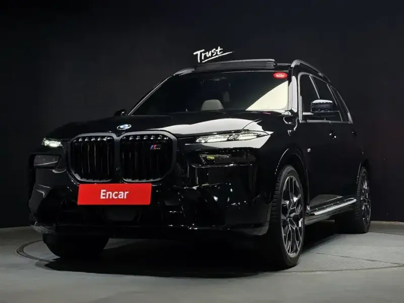 2025 BMW X7 с пробегом 5 187 км