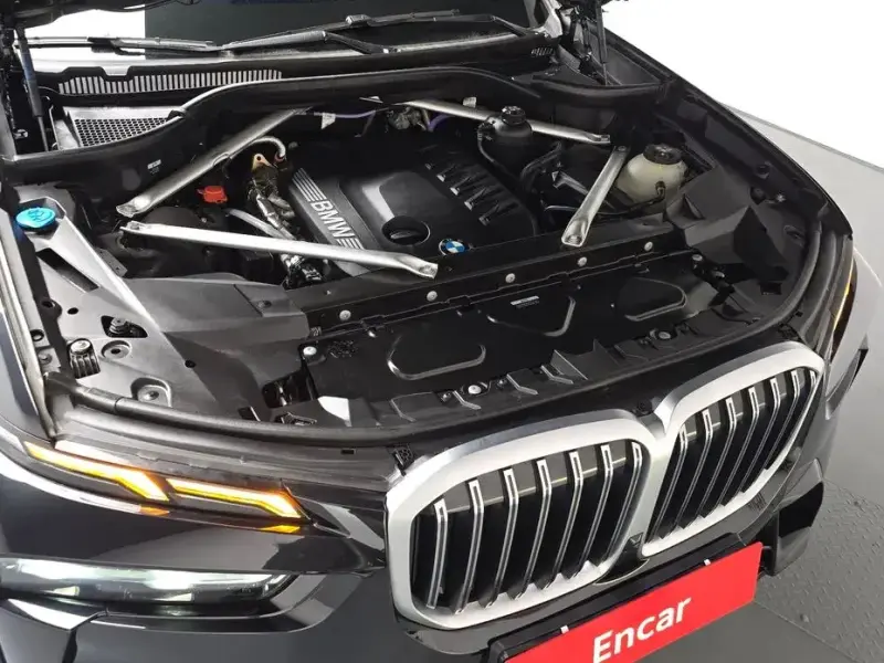 2025 BMW X7 с пробегом 65 524 км