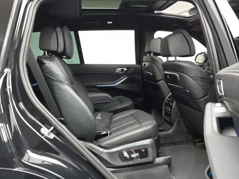 2025 BMW X7 с пробегом 65 524 км