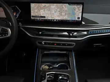 2025 BMW X7 с пробегом 65 524 км