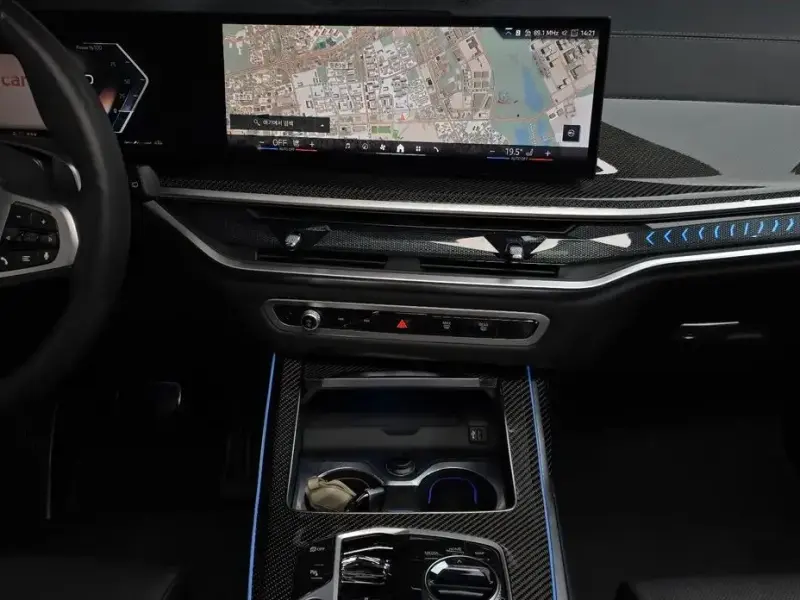 2025 BMW X7 с пробегом 65 524 км