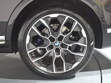 2025 BMW X7 с пробегом 65 524 км