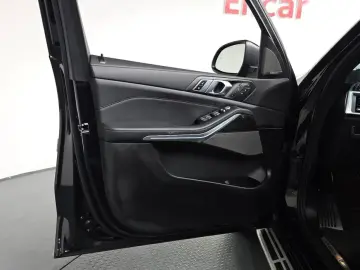 2025 BMW X7 с пробегом 65 524 км