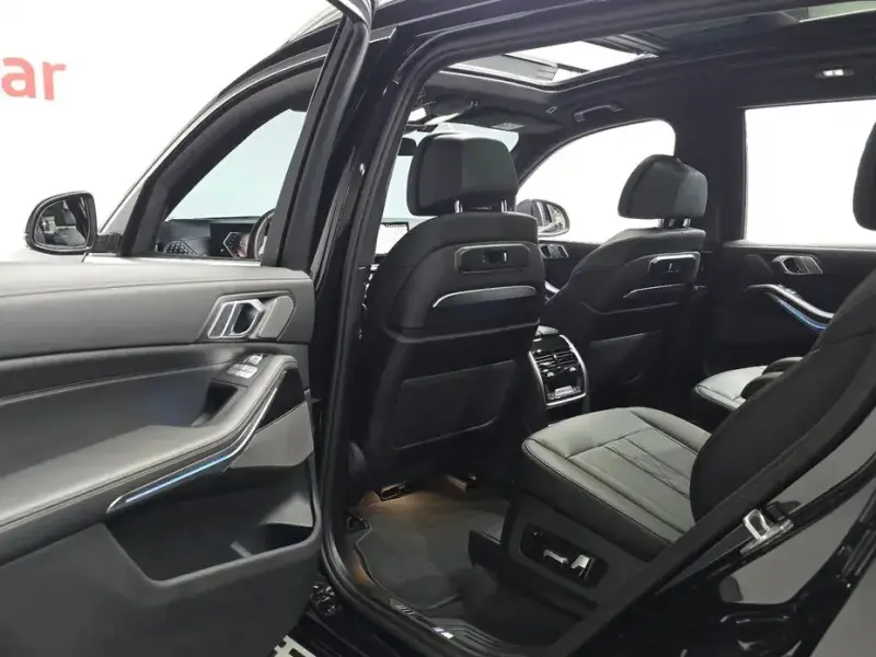2025 BMW X7 с пробегом 65 524 км