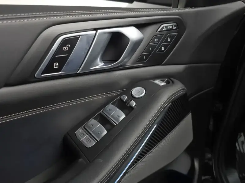 2025 BMW X7 с пробегом 65 524 км