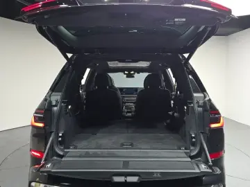 2025 BMW X7 с пробегом 65 524 км