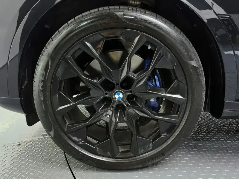 2025 BMW X7 с пробегом 10 527 км
