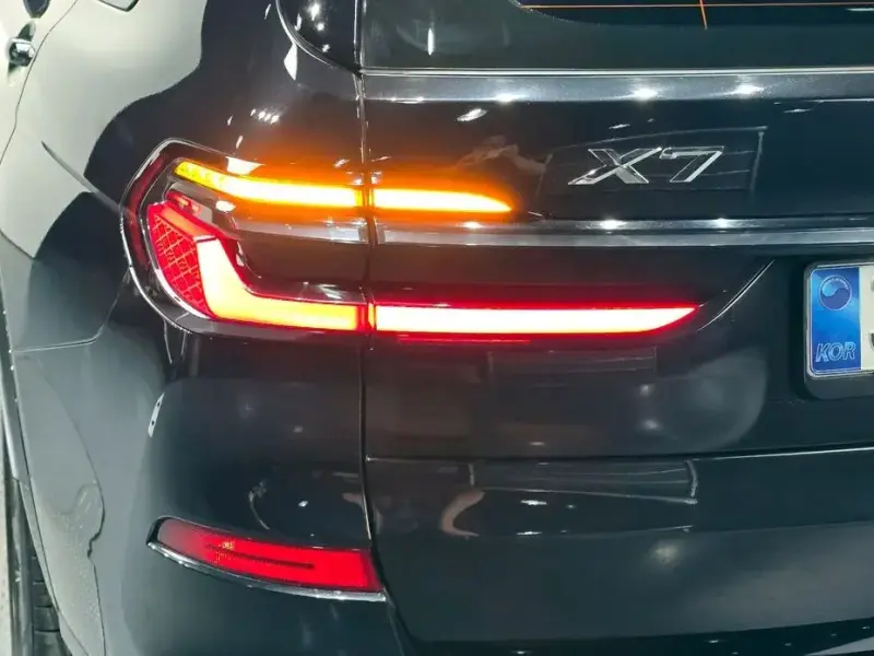 2025 BMW X7 с пробегом 10 527 км