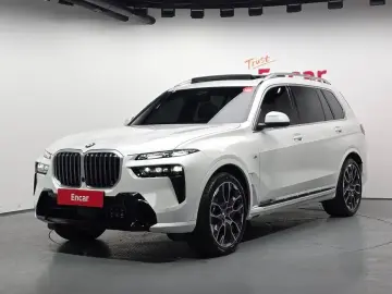 2025 BMW X7 с пробегом 5 630 км