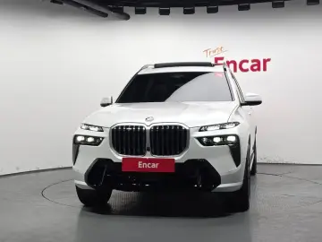 2025 BMW X7 с пробегом 5 630 км