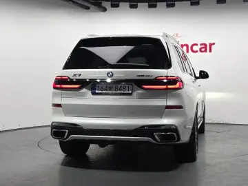 2025 BMW X7 с пробегом 5 630 км