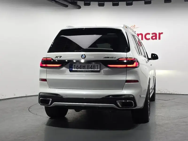 2025 BMW X7 с пробегом 5 630 км