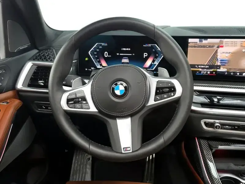 2025 BMW X7 с пробегом 5 630 км