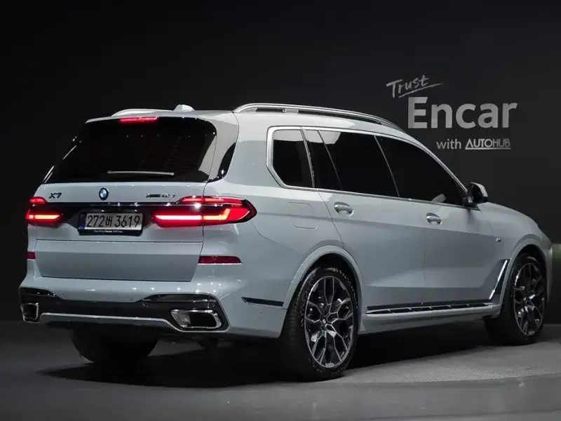 2025 BMW X7 с пробегом 5 806 км