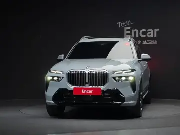 2025 BMW X7 с пробегом 5 806 км