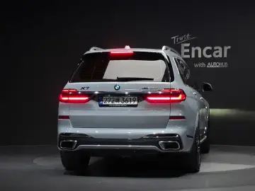 2025 BMW X7 с пробегом 5 806 км