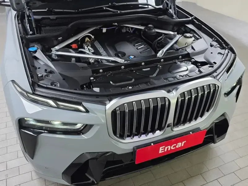 2025 BMW X7 с пробегом 5 806 км