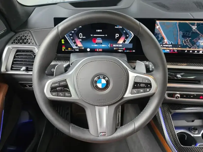2025 BMW X7 с пробегом 5 806 км
