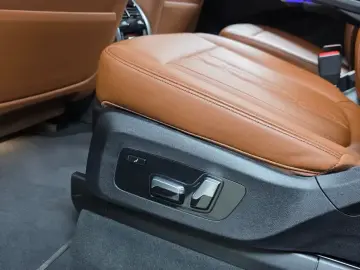 2025 BMW X7 с пробегом 5 806 км