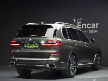 2025 BMW X7 с пробегом 17 746 км