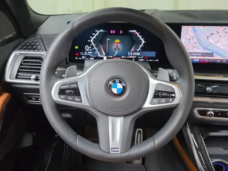 2025 BMW X7 с пробегом 17 746 км