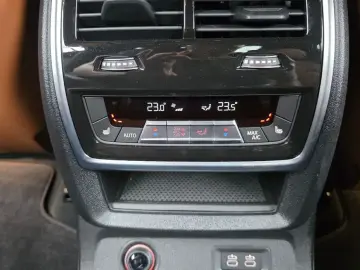 2025 BMW X7 с пробегом 17 746 км