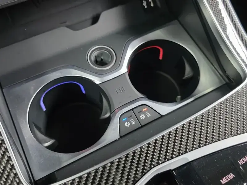 2025 BMW X7 с пробегом 17 746 км