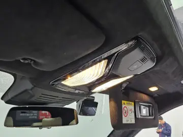 2025 BMW X7 с пробегом 7 931 км