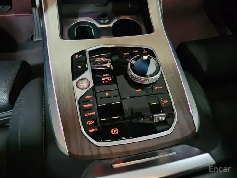 2025 BMW X7 с пробегом 11 760 км