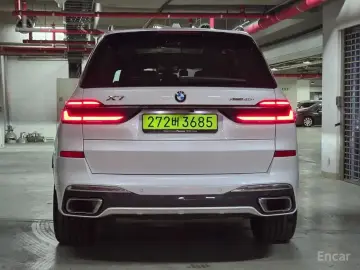 2025 BMW X7 с пробегом 7 606 км
