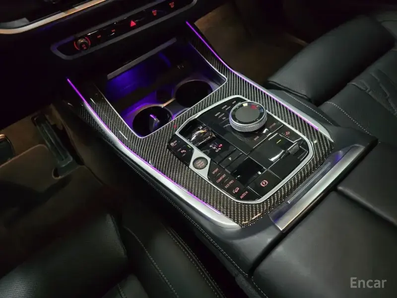 2025 BMW X7 с пробегом 7 606 км