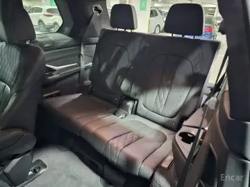 2025 BMW X7 с пробегом 11 760 км