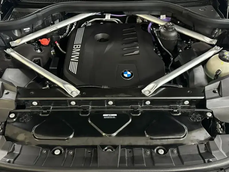 2025 BMW X7 с пробегом 4 282 км