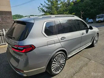 2025 BMW X7 с пробегом 4 550 км