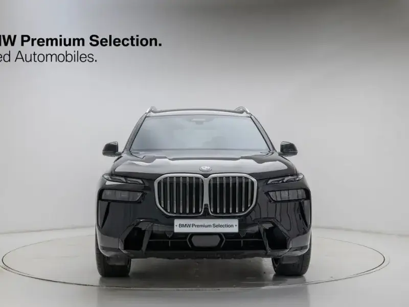 2024 BMW X7 с пробегом 18 557 км